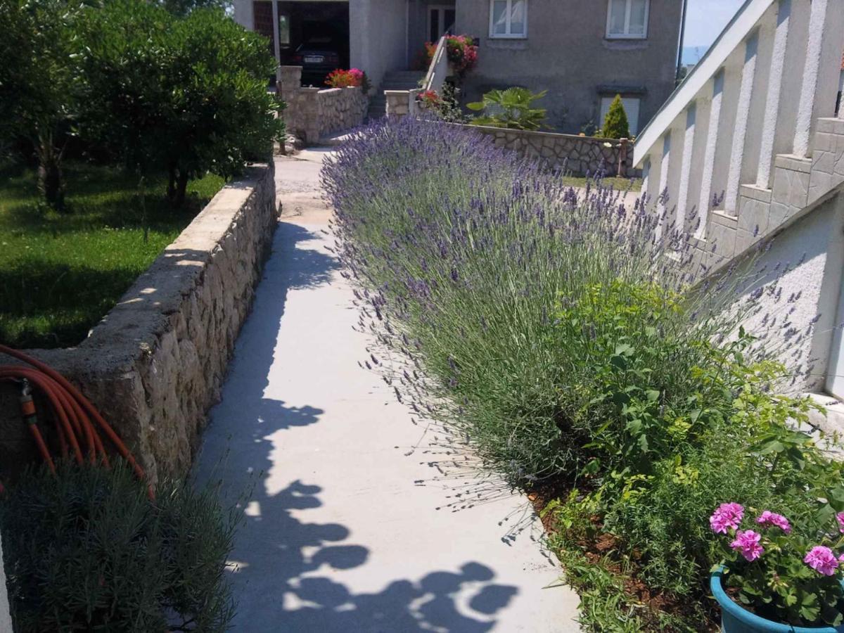 Apartments In Njivice/Insel Krk 34038 Εξωτερικό φωτογραφία